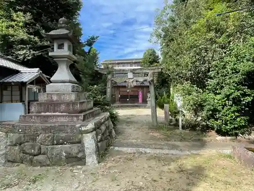 庄村波多神社の鳥居