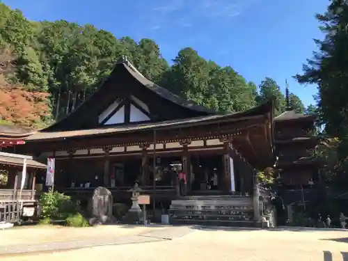 長命寺の本殿