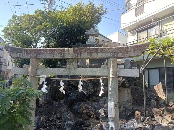 綾瀬稲荷神社(東京都)