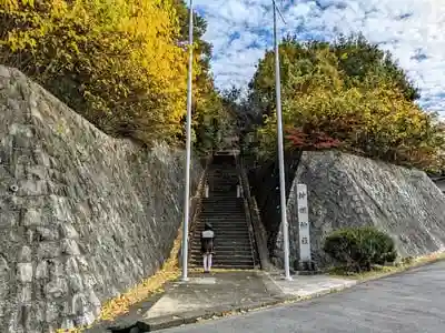 神明神社 (春日井市藤山台)の山門