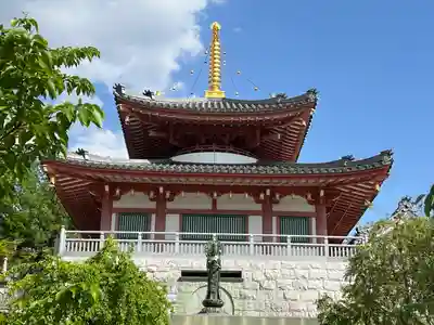 八事山 興正寺の塔