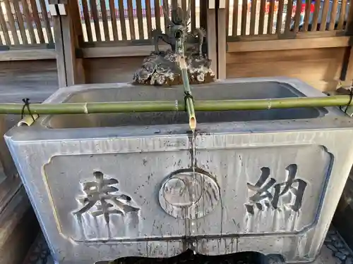 鷲神社の手水舎
