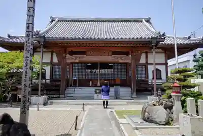聖徳寺の本殿・本堂