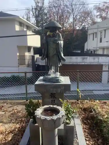 覚王山 日泰寺の像