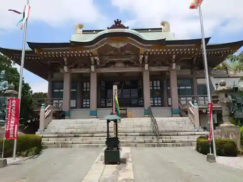 多聞寺の本殿・本堂