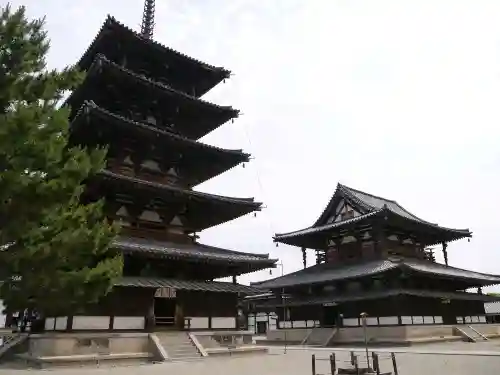 法隆寺の塔