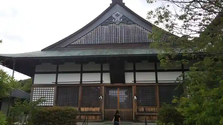 祖霊社の本殿・本堂