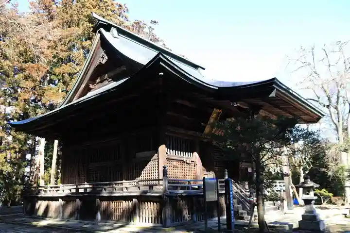 田村神社の本殿・本堂