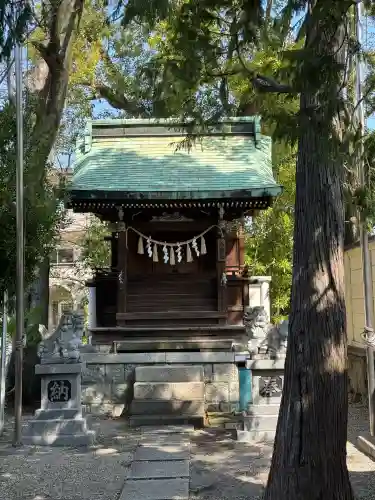 六所社（下飯田）の{uncategorized: "未分類", other: "その他", undefined: "問題あり", building: "その他建物", grave: "お墓", sacred_gate: "鳥居", guardian: "狛犬", statue: "像", buddha: "仏像", history: "歴史", nature: "自然", garden: "庭園", animal: "動物", pagoda: "塔", temizu: "手水舎", mountain_gate: "山門・神門", sanctuary: "本殿・本堂", subordinate: "末社・摂社", art: "芸術", scenery: "景色", jizo: "地蔵", ema: "絵馬", goshuin: "御朱印", omikuji: "おみくじ", items: "授与品その他", amulet: "お守り", goshuincho: "御朱印帳", eats: "食事", festival: "お祭り", votive_dance: "神楽", shichigosan: "七五三参", wedding: "結婚式", experience: "体験その他", initially: "初詣", around: "周辺", anti_infection: "感染症対策"}