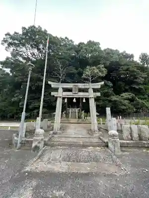 崎山八幡神社の鳥居