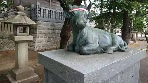 於保多神社の像