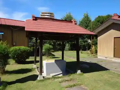 香取神社（旭町香取神社・大鳥神社）の手水舎