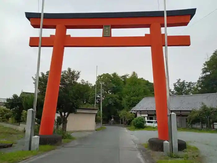 皆野椋神社の鳥居