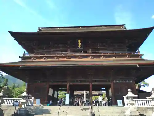 善光寺の山門