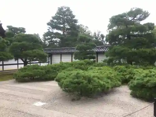 仁和寺の庭園