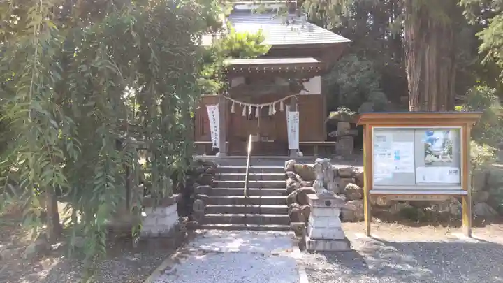 借宿神社の本殿・本堂