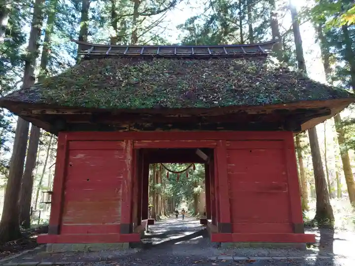 戸隠神社奥社の山門・神門