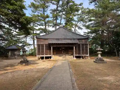 宇川穴文殊堂の{uncategorized: "未分類", other: "その他", undefined: "問題あり", building: "その他建物", grave: "お墓", sacred_gate: "鳥居", guardian: "狛犬", statue: "像", buddha: "仏像", history: "歴史", nature: "自然", garden: "庭園", animal: "動物", pagoda: "塔", temizu: "手水舎", mountain_gate: "山門・神門", sanctuary: "本殿・本堂", subordinate: "末社・摂社", art: "芸術", scenery: "景色", jizo: "地蔵", ema: "絵馬", goshuin: "御朱印", omikuji: "おみくじ", items: "授与品その他", amulet: "お守り", goshuincho: "御朱印帳", eats: "食事", festival: "お祭り", votive_dance: "神楽", shichigosan: "七五三参", wedding: "結婚式", experience: "体験その他", initially: "初詣", around: "周辺", anti_infection: "感染症対策"}