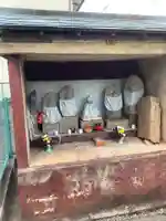 供養堂祠の仏像