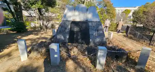 亀戸浅間神社の{uncategorized: "未分類", other: "その他", undefined: "問題あり", building: "その他建物", grave: "お墓", sacred_gate: "鳥居", guardian: "狛犬", statue: "像", buddha: "仏像", history: "歴史", nature: "自然", garden: "庭園", animal: "動物", pagoda: "塔", temizu: "手水舎", mountain_gate: "山門・神門", sanctuary: "本殿・本堂", subordinate: "末社・摂社", art: "芸術", scenery: "景色", jizo: "地蔵", ema: "絵馬", goshuin: "御朱印", omikuji: "おみくじ", items: "授与品その他", amulet: "お守り", goshuincho: "御朱印帳", eats: "食事", festival: "お祭り", votive_dance: "神楽", shichigosan: "七五三参", wedding: "結婚式", experience: "体験その他", initially: "初詣", around: "周辺", anti_infection: "感染症対策"}