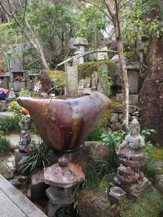 大聖院の手水舎