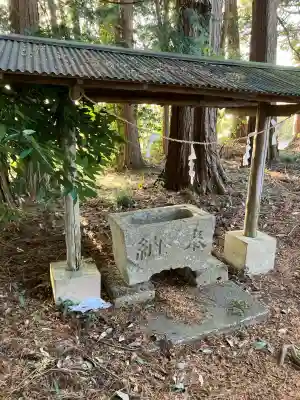 磐裂根裂神社の{uncategorized: "未分類", other: "その他", undefined: "問題あり", building: "その他建物", grave: "お墓", sacred_gate: "鳥居", guardian: "狛犬", statue: "像", buddha: "仏像", history: "歴史", nature: "自然", garden: "庭園", animal: "動物", pagoda: "塔", temizu: "手水舎", mountain_gate: "山門・神門", sanctuary: "本殿・本堂", subordinate: "末社・摂社", art: "芸術", scenery: "景色", jizo: "地蔵", ema: "絵馬", goshuin: "御朱印", omikuji: "おみくじ", items: "授与品その他", amulet: "お守り", goshuincho: "御朱印帳", eats: "食事", festival: "お祭り", votive_dance: "神楽", shichigosan: "七五三参", wedding: "結婚式", experience: "体験その他", initially: "初詣", around: "周辺", anti_infection: "感染症対策"}