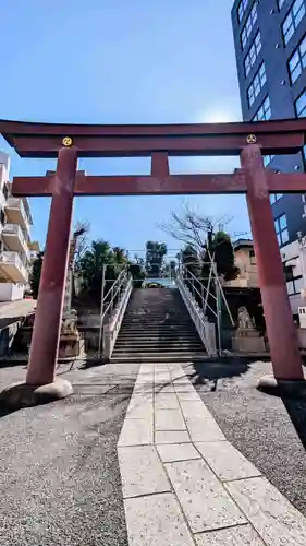 白金氷川神社の鳥居