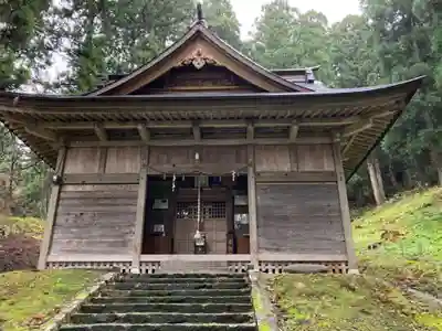 高龗神社の本殿・本堂