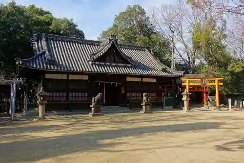 白鳥神社の本殿