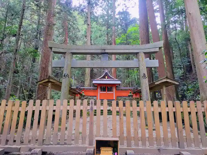 室生龍穴神社の本殿・本堂