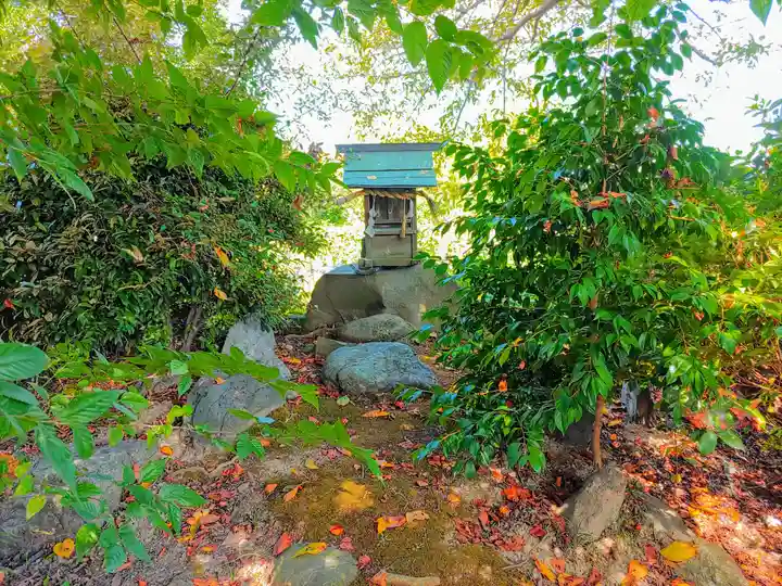 八劍社(一色中通)の末社・摂社