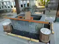堤治神社の手水舎