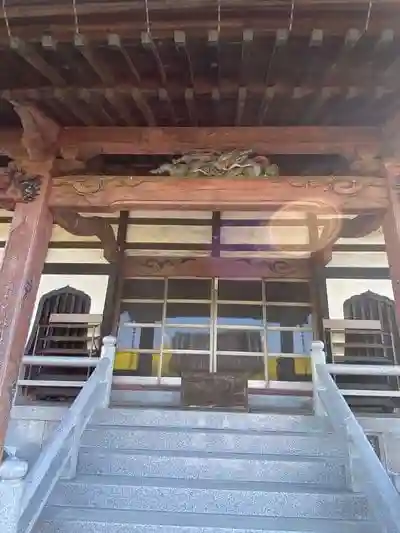 雲国寺の本殿