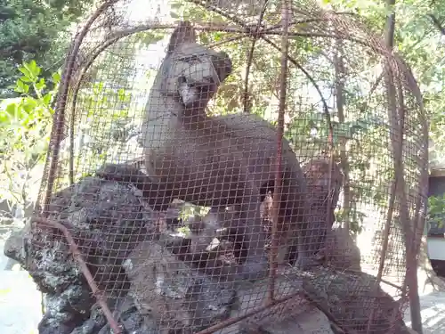 大稲荷神社の狛犬