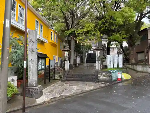 中村八幡宮の{uncategorized: "未分類", other: "その他", undefined: "問題あり", building: "その他建物", grave: "お墓", sacred_gate: "鳥居", guardian: "狛犬", statue: "像", buddha: "仏像", history: "歴史", nature: "自然", garden: "庭園", animal: "動物", pagoda: "塔", temizu: "手水舎", mountain_gate: "山門・神門", sanctuary: "本殿・本堂", subordinate: "末社・摂社", art: "芸術", scenery: "景色", jizo: "地蔵", ema: "絵馬", goshuin: "御朱印", omikuji: "おみくじ", items: "授与品その他", amulet: "お守り", goshuincho: "御朱印帳", eats: "食事", festival: "お祭り", votive_dance: "神楽", shichigosan: "七五三参", wedding: "結婚式", experience: "体験その他", initially: "初詣", around: "周辺", anti_infection: "感染症対策"}