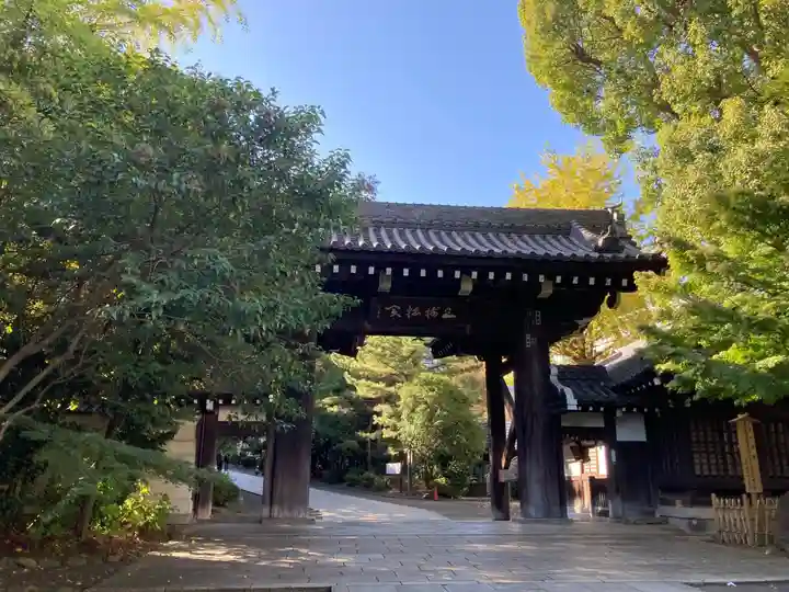 総持寺の山門・神門