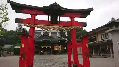 箭弓稲荷神社の鳥居