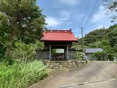 福生寺の山門