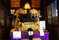 波除神社（波除稲荷神社）の像