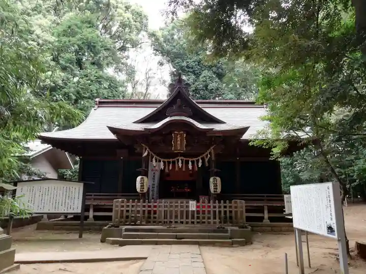 氷川女體神社の本殿・本堂