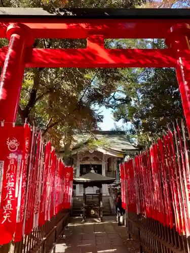 豊川稲荷東京別院の鳥居