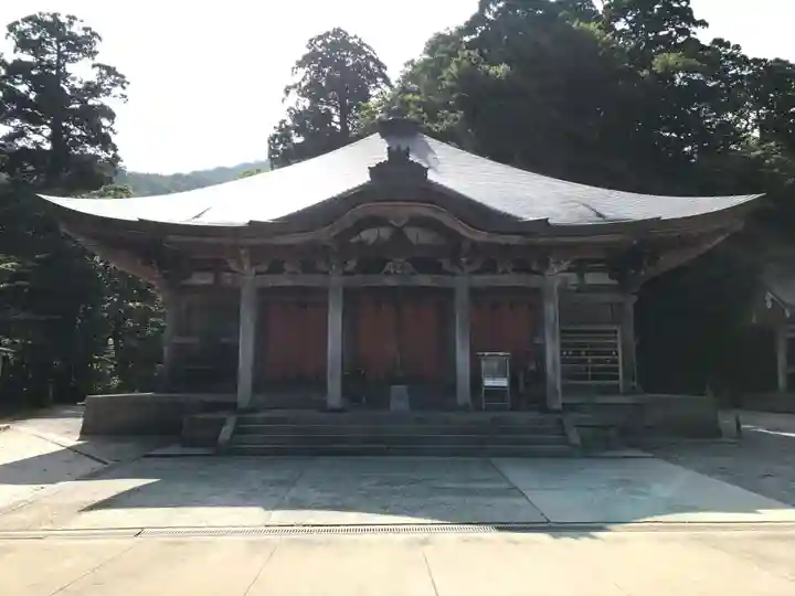 大山寺の本殿・本堂