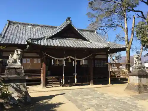 美和神社の本殿