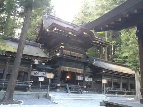 諏訪大社下社春宮(長野県)