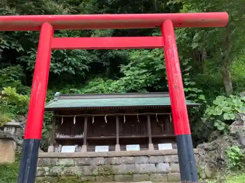 叶神社 (西叶神社)の末社・摂社