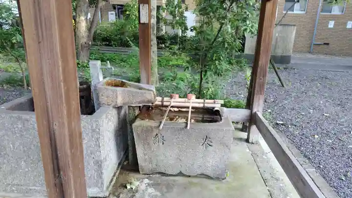西四条斎宮 西院野々宮神社(春日神社御旅所)の手水舎