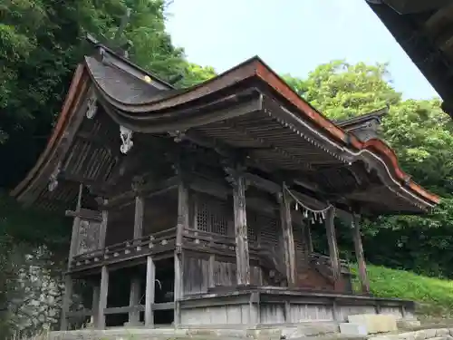 若宮八幡宮の本殿・本堂