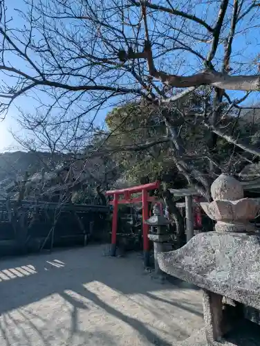 北野天満神社の{uncategorized: "未分類", other: "その他", undefined: "問題あり", building: "その他建物", grave: "お墓", sacred_gate: "鳥居", guardian: "狛犬", statue: "像", buddha: "仏像", history: "歴史", nature: "自然", garden: "庭園", animal: "動物", pagoda: "塔", temizu: "手水舎", mountain_gate: "山門・神門", sanctuary: "本殿・本堂", subordinate: "末社・摂社", art: "芸術", scenery: "景色", jizo: "地蔵", ema: "絵馬", goshuin: "御朱印", omikuji: "おみくじ", items: "授与品その他", amulet: "お守り", goshuincho: "御朱印帳", eats: "食事", festival: "お祭り", votive_dance: "神楽", shichigosan: "七五三参", wedding: "結婚式", experience: "体験その他", initially: "初詣", around: "周辺", anti_infection: "感染症対策"}