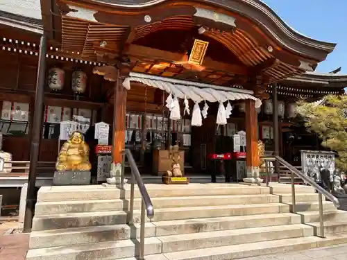 田村神社の本殿・本堂