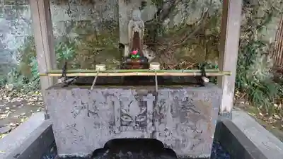安國論寺（安国論寺）の手水舎